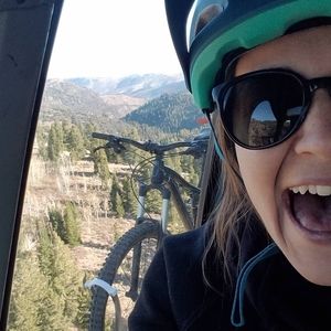 Meet your Posher, Rachel